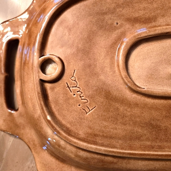 Pair of Handcrafted Brown Ceramic Serving Trays, Holiday - Picture 6 of 8